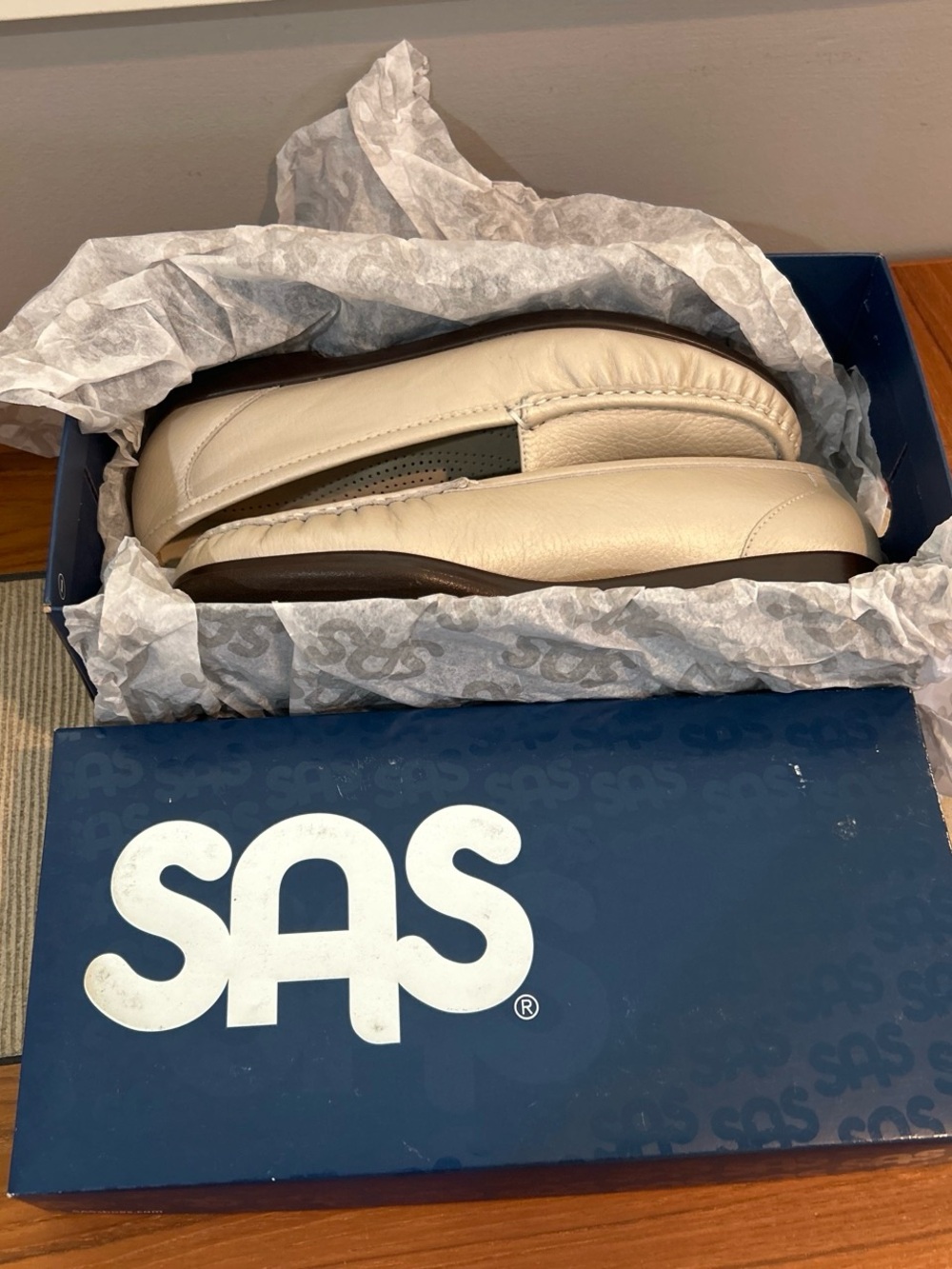 SAS Women's Cream Slip-On Leather Loafers